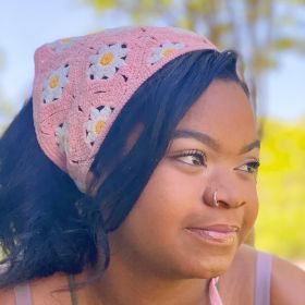 Retro Daisy Crochet Bandana (Color: Indi Pink)